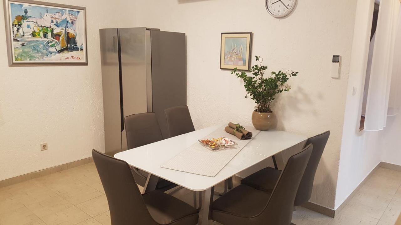 Apartment Lavanda Garden Раб Экстерьер фото