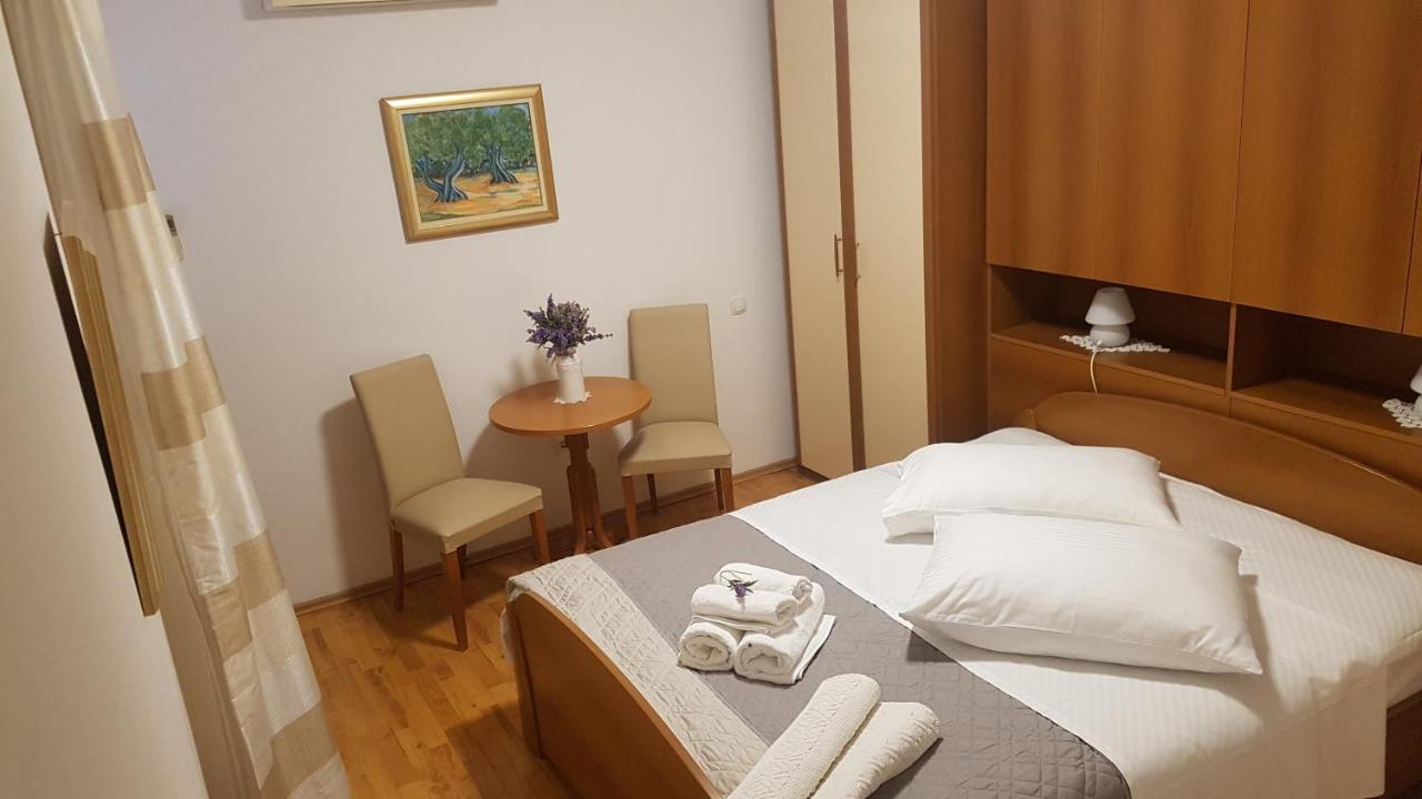Apartment Lavanda Garden Раб Экстерьер фото
