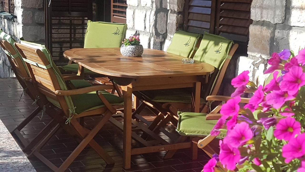 Apartment Lavanda Garden Раб Экстерьер фото